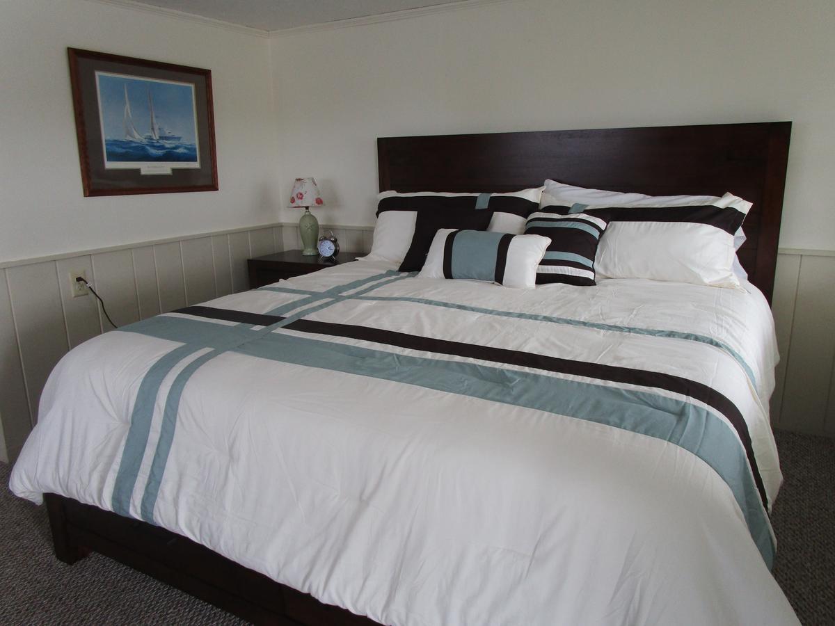 Shea'S Riverside Inn & Motel Essex المظهر الخارجي الصورة