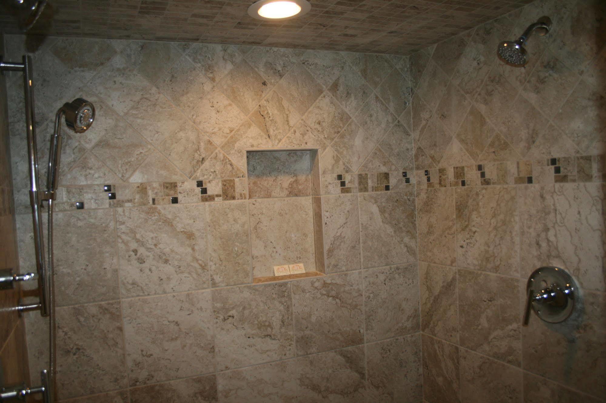 Shea'S Riverside Inn & Motel Essex المظهر الخارجي الصورة